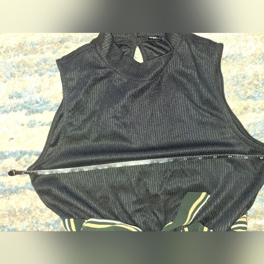 As U Wish Juniors' Solid & Striped Paperbag-Waist Jumpsuit XS EUC - Picture 8 of 13